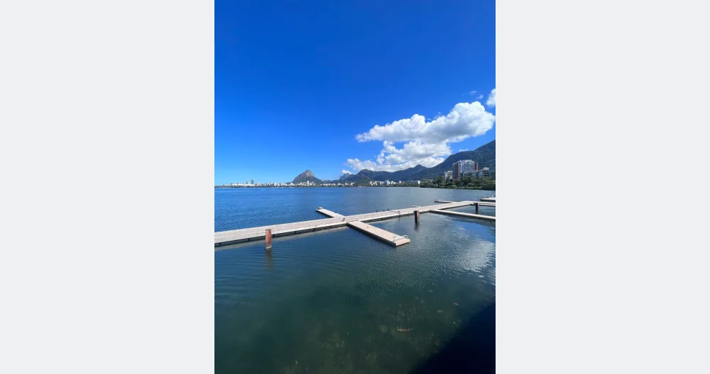 Diogo's listing on misterb&b - Lagoa by day. Place for jogging and connecting with locals.