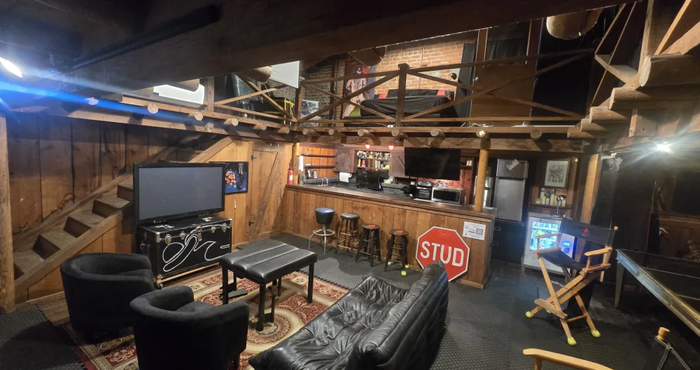 Private Studio {THE PIG PEN LA} Adults Only - Picture 45