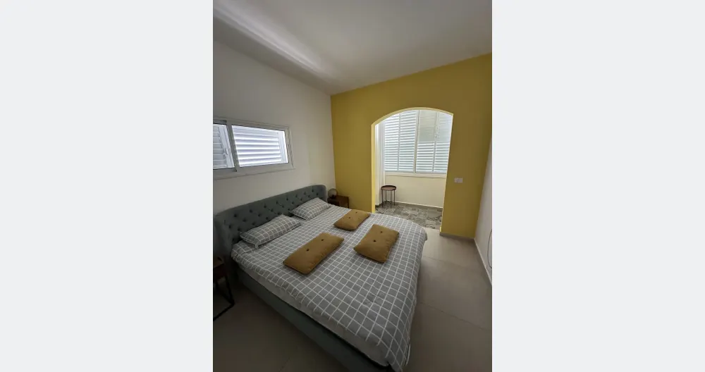 A room in fully furnished apt in the center of Tel Aviv.  - Picture 2