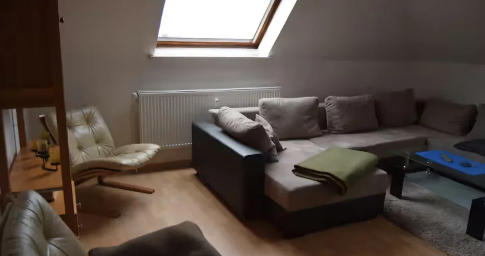 Salle privée pour passer la nuit - calme & sécurité

Calme, fermé - Photo 2