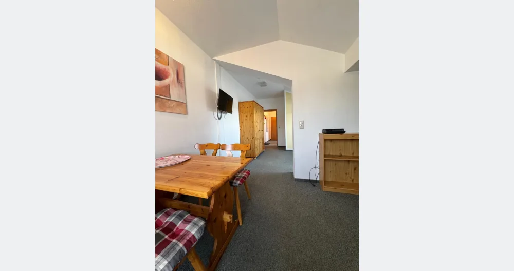 Robert's listing on misterb&b - Living space