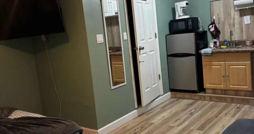 Appartement d'une chambre à coucher à Sarasota avec patio clôturé, à proximité des plages. - Photo 1