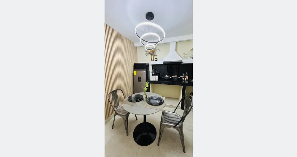 Oscar's listing on misterb&b - Cocina y comedor 