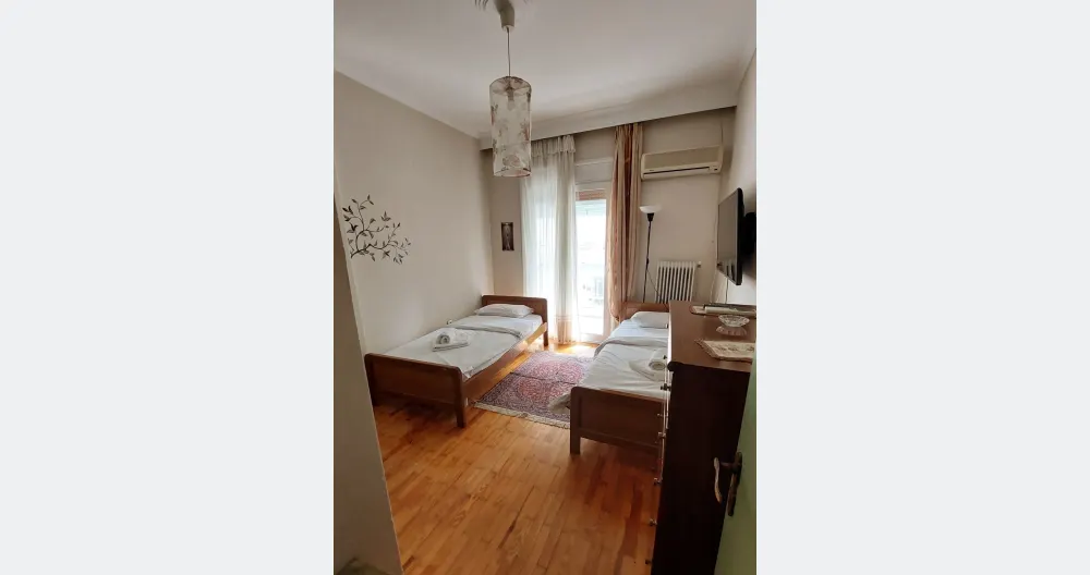 Sonia's SKG 3 Bedroom Apartment - Near Metro - Picture 2