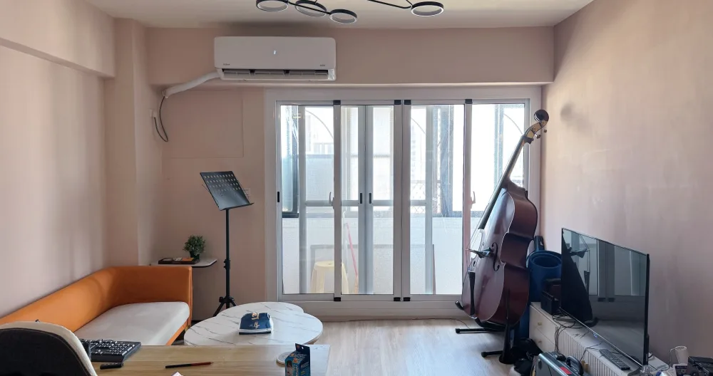 MRT O7 Kulturzentrum, Ausgang 1 橘線文化中心一號出口步行50公尺 - Foto 1