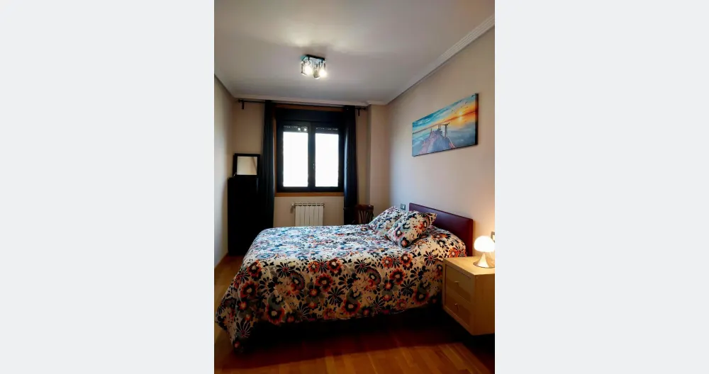Bem-vindo à sua casa em Oviedo, desfrute de uma estadia tranquila. - Foto 2