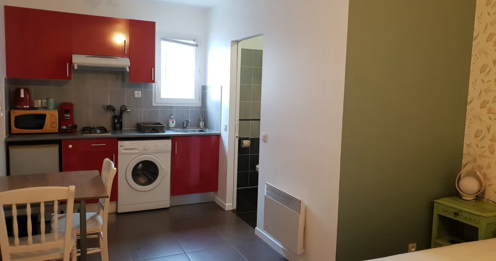 ESPACE INDEPENDANT tout équipé et privé avec salle de douche & cuisine - Photo 1