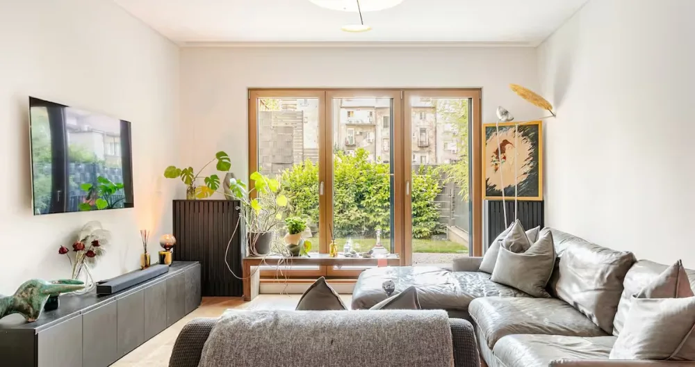 Garden Oasis in City Center | Lux 1-Bedroom - Photo 2