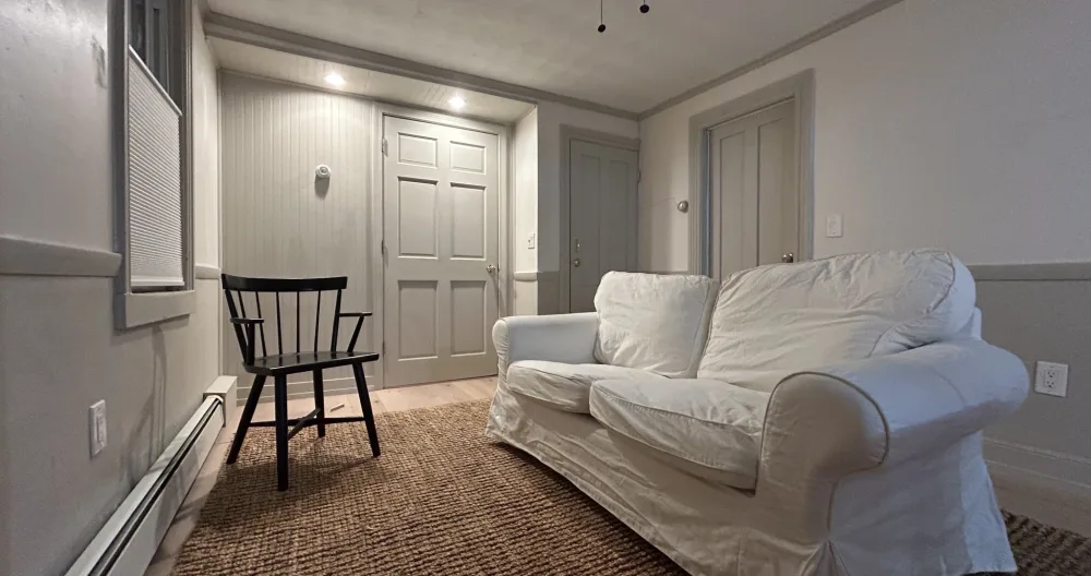 L'annuncio di Jim su misterb&b - Living room