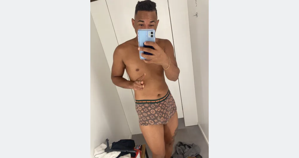 Hello, I'm very nice, I hope you like me here. - Picture 2
