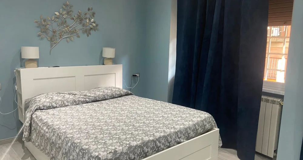 Appartement à Rome près du métro Colli Albani avec place de parking - Photo 1