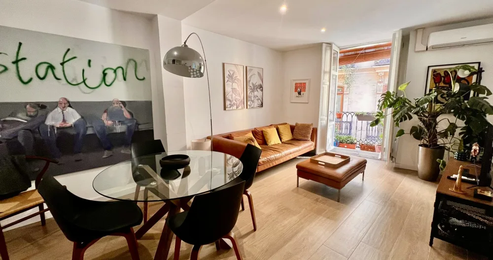 Anuncio de Eugenio en misterb&b - Living and Dining Room