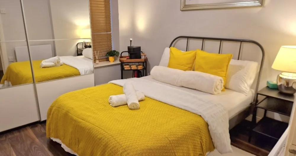 Cozy bedroom right in the heart of city center - Picture 1
