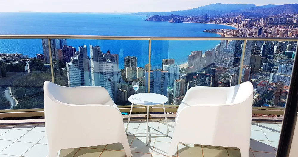 Piso 40 - Apartamento com terraço privado e vista para o mar - Foto 1