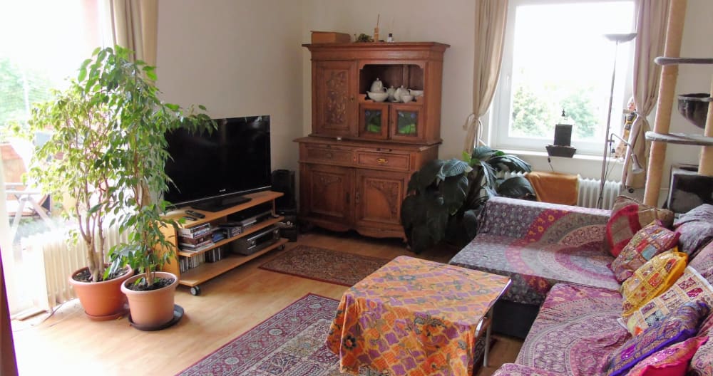 Naturist Living - Picture 1