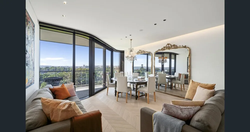 Luxury 3 bedrooms with Spectacular Harbour Views - Picture 1