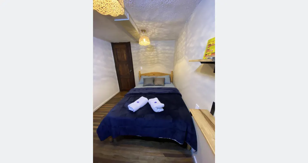 Privatzimmer mit ausgezeichnetem Frühstück im Zentrum von Baños. - Foto 2