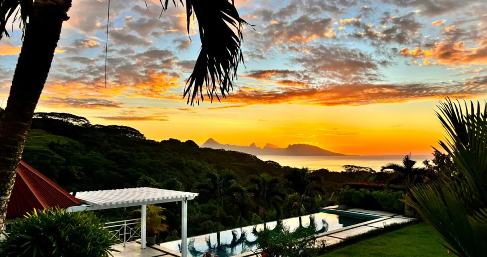 Bed and breakfast in a charming villa in Tahiti - Picture 3