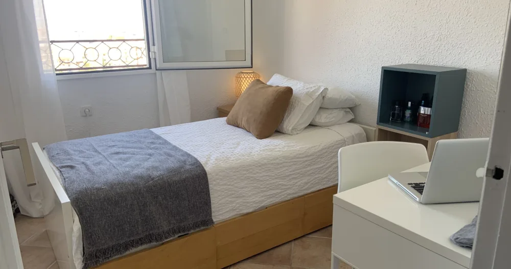 Roupen's listing on misterb&b - Cama individual con vistas a Valencia centro