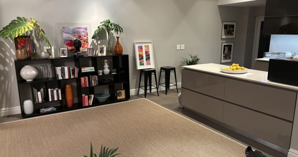 A room in a house located on a private security estate. High end - Picture 2