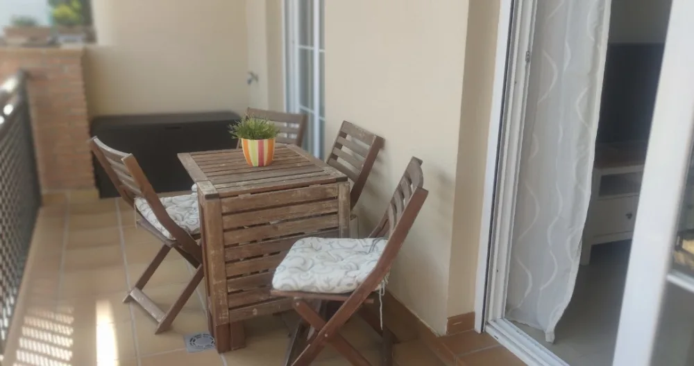Apartment just a few steps from Santa Ana Beach.
 - Picture 2
