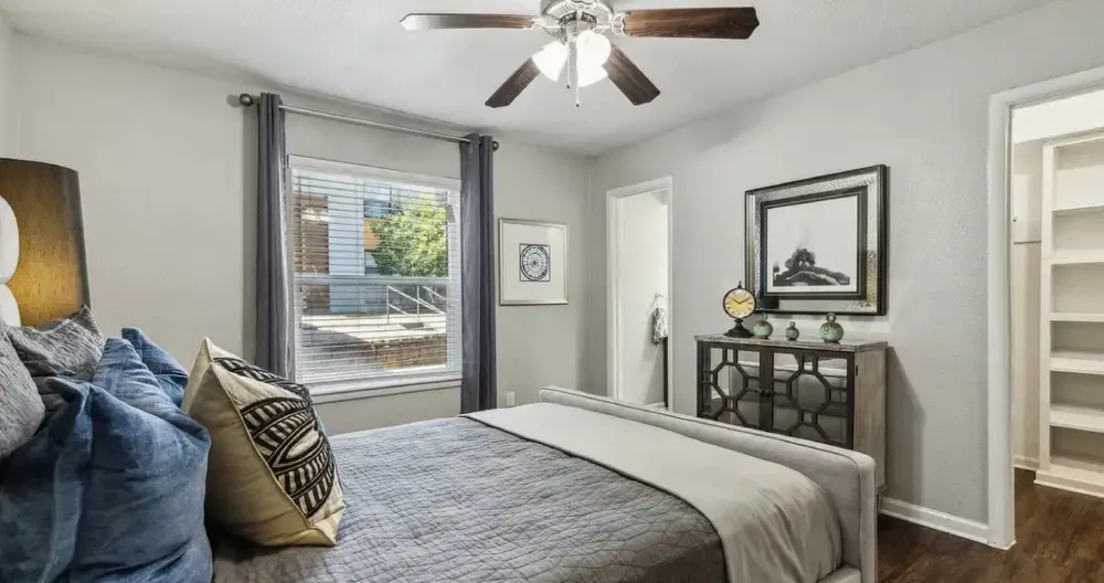 Le meilleur du nord-est de Dallas : Appartement de 2 chambres à coucher rénové - Photo 1