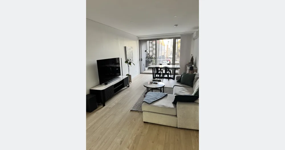 Modern furnished apartment in Rosebery  - Picture 1