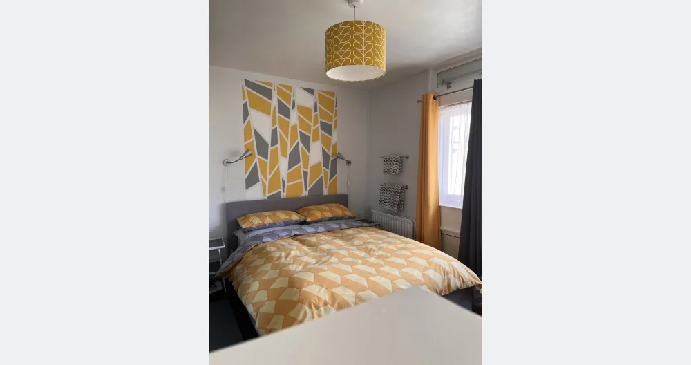 Annonce de Robert sur misterb&b - A very comfy King-sized bed...
