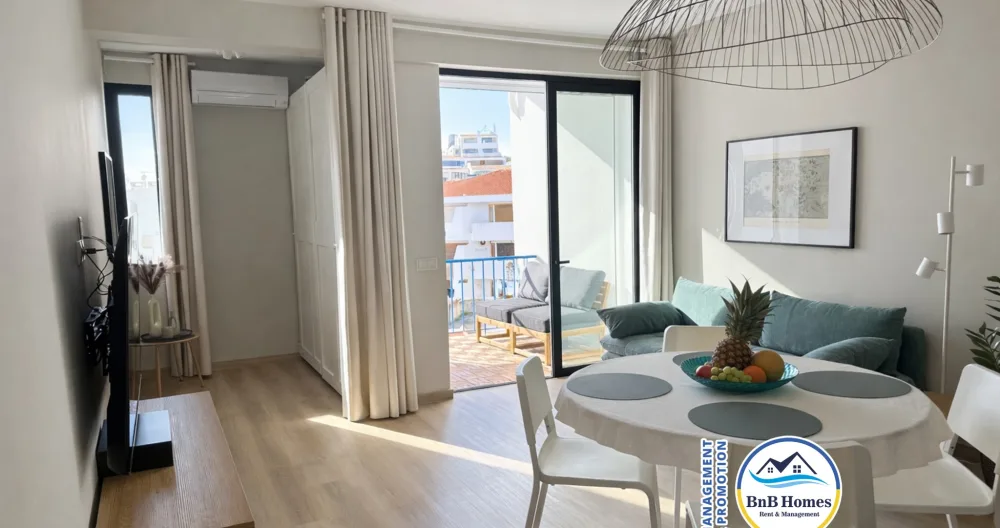 BnB Homes Ocean Breeze Terrace Apartment - Picture 1