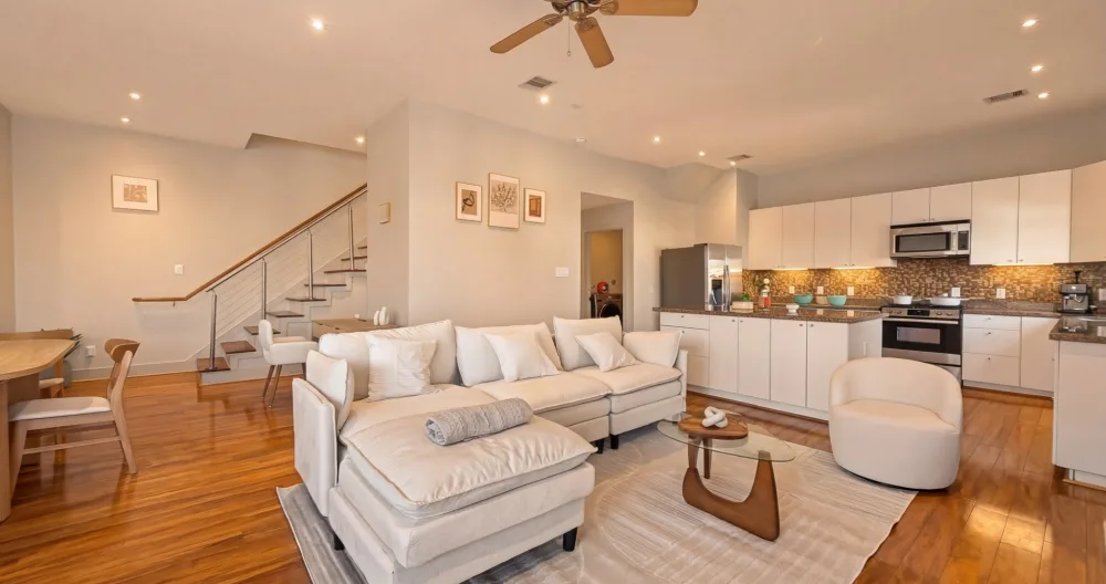 Modern 3BR Designer Home Fast WiFi 10-min Downtown - Picture 1