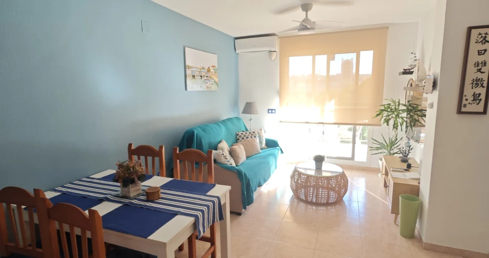 Apartamento con terraza cerca del mar – tranquilo y privado - Foto 1