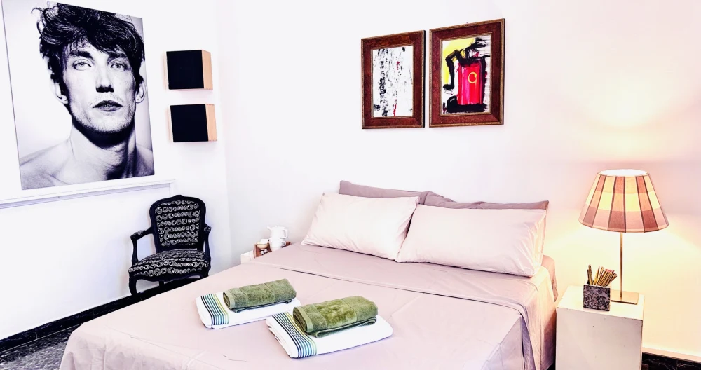 SOLO ADULTOS - CASA DEL PLACER - Habitación Privada - Foto 1