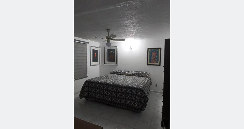 affittiamo una stanza in una bella colonia con letto king size e armadio - Foto 2