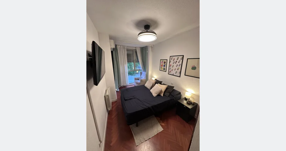 Habitación doble con aire cerca de metro L3 San Fermín y Caja Mágica - Foto 1