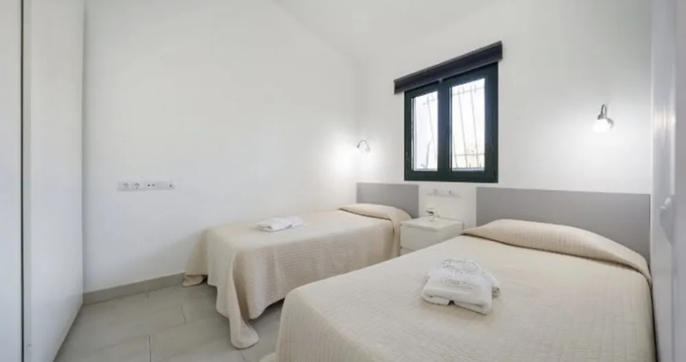 Óscar's listing on misterb&b - The room shared with me