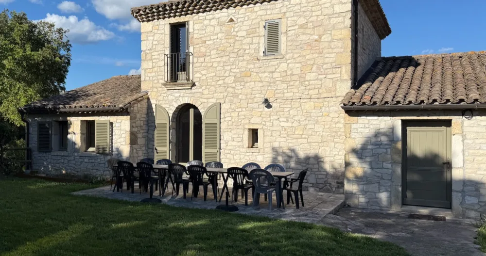 Frédéric's listing on misterb&b - Main facade with large terrace with table for up to 15 people.