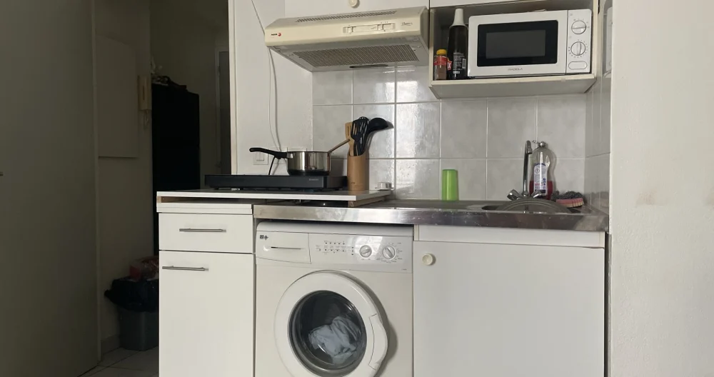 Kleine Wohnung Typ T2, mit separatem Wohnzimmer Balkon und Parkplatz - Foto 2