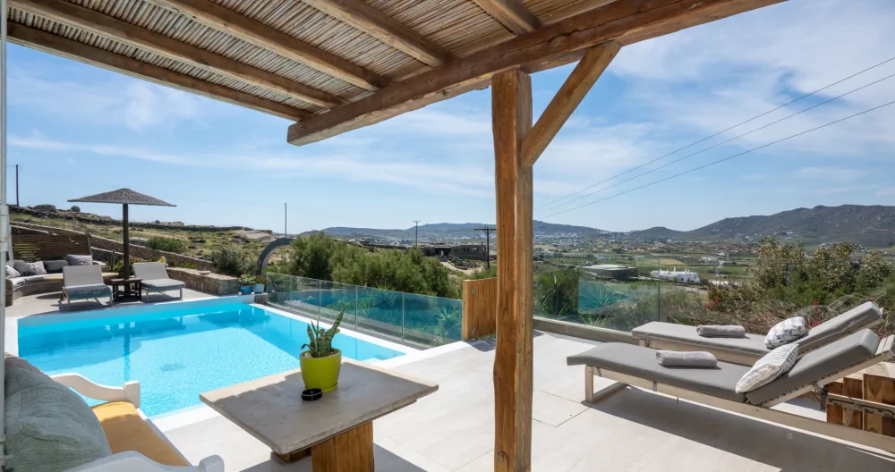 Leonidas's listing on misterb&b - Shared pool -Veranda