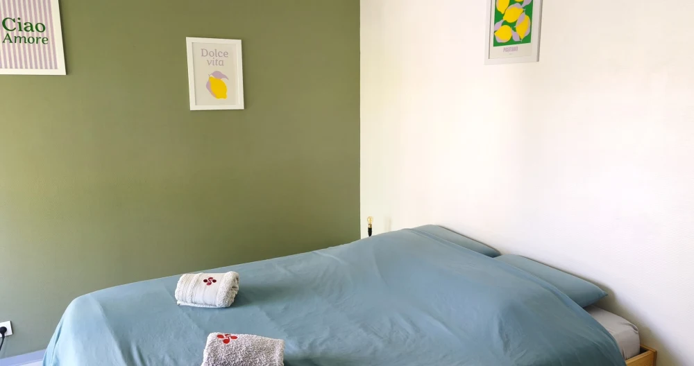 Chambre lumineuse avec balcon dans maison calme & accueillante - Photo 2