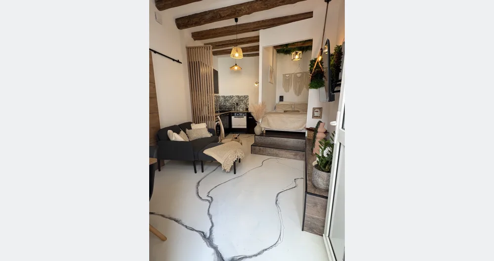 L'annuncio di Justine su misterb&b - principio del pezzo