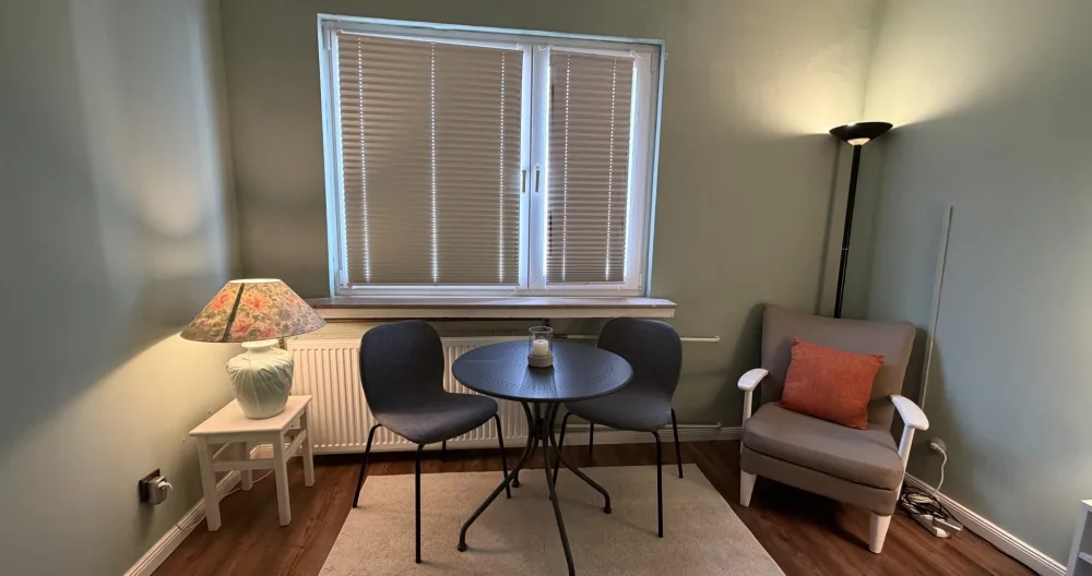 Schönes und voll ausgestattetes Privatzimmer - Foto 1