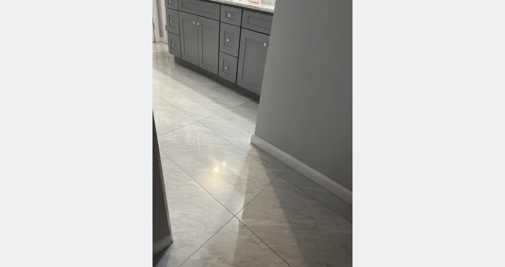 Private untere Etage eines Einfamilienhauses - Foto 2
