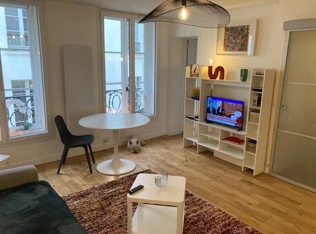 Canapé Lit au cœur du Marais - Photo 2