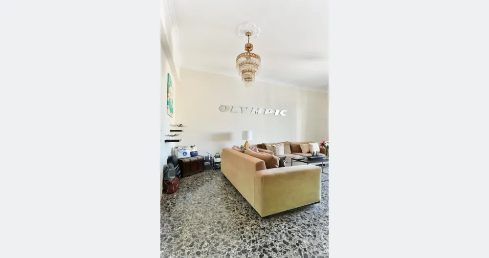 Spacious rooms in friendly Aussie guy’s Nea Chora beach house  - copy 01 - Picture 2