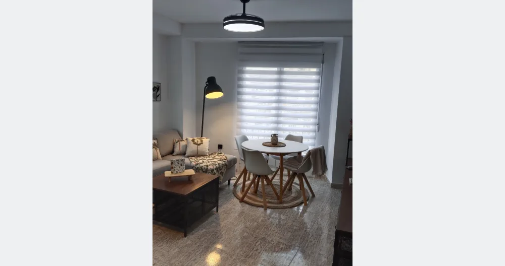Magnifique appartement en rez-de-chaussée surélevé, à 2 minutes de la plage et à 5 minutes du centre-ville - Photo 2