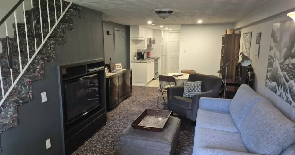 Gaspare's listing on misterb&b - Basement apartment with sofa bed (canapé-lit).