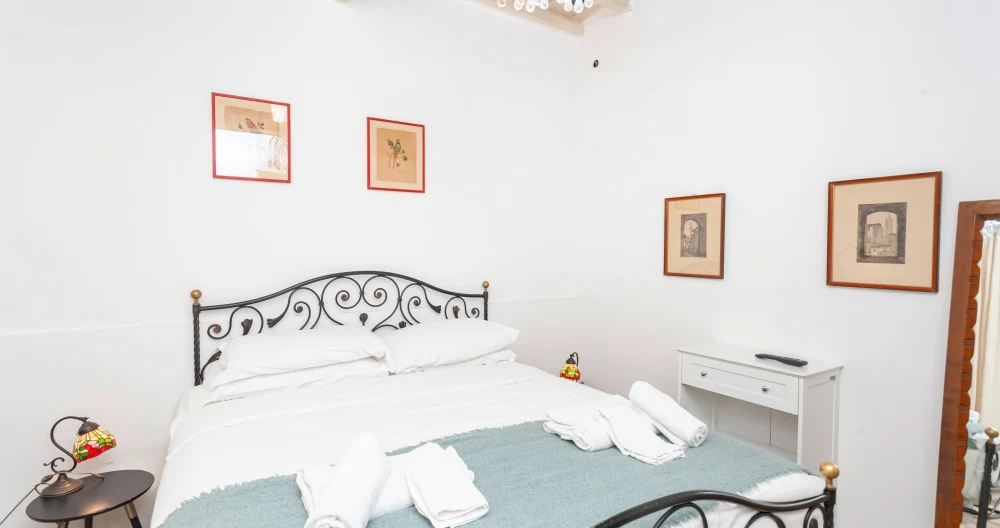 Fabulous Apartment in the Center of Rome - Everything Within Walking Distance! - Picture 2