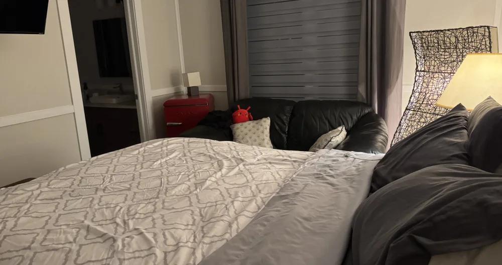 Bequem und praktisch – Queen-Bett  - Foto 1