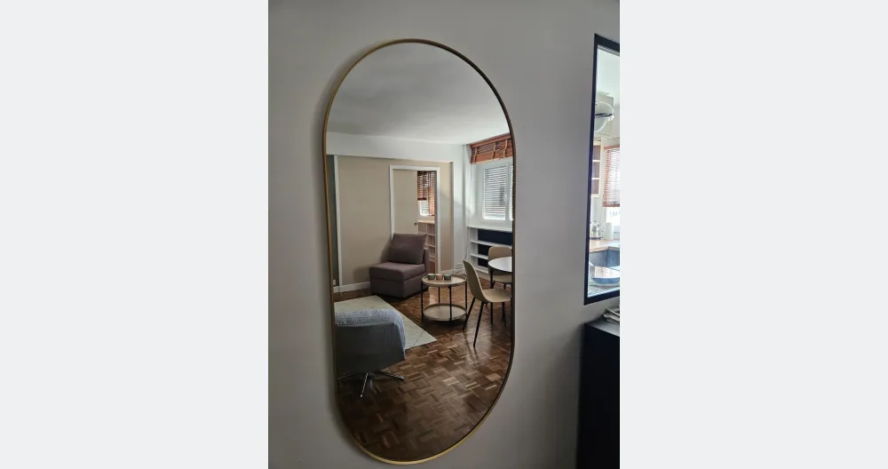 Beautiful, spacious apartment in Paris's 16th arrondissement - Picture 2