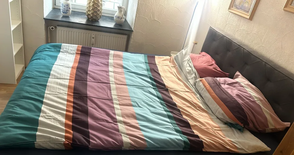 "Bright bedroom for sublease in the heart of Munich" - Picture 1
